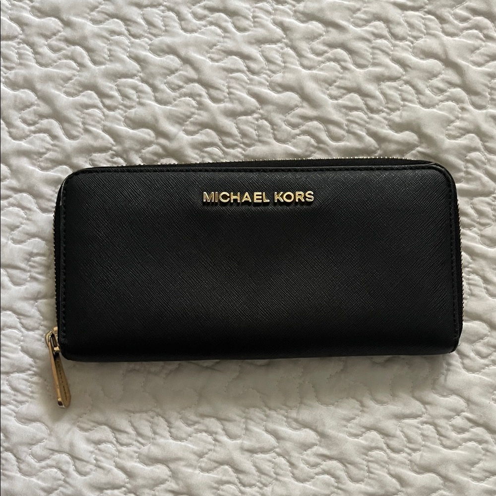 Michael Kors Black and Gold Zip Wallet